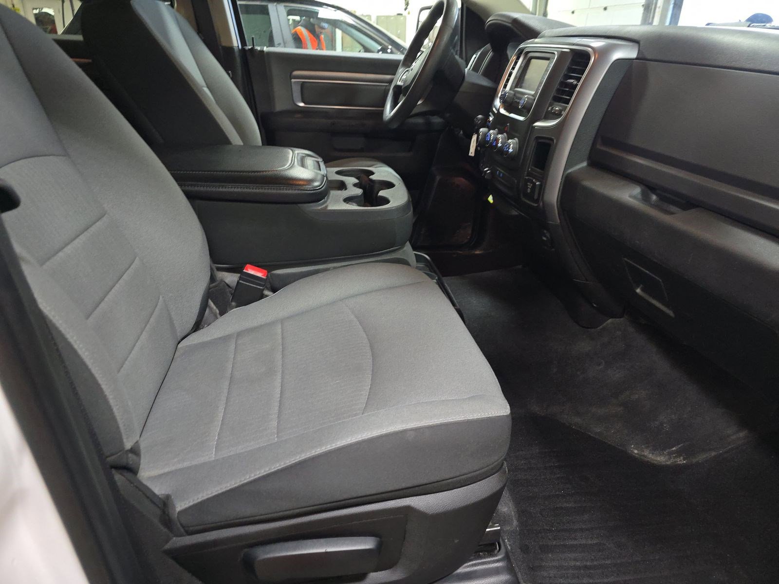 Used 2022 RAM 1500 Classic SLT w/ Protection Group image 10