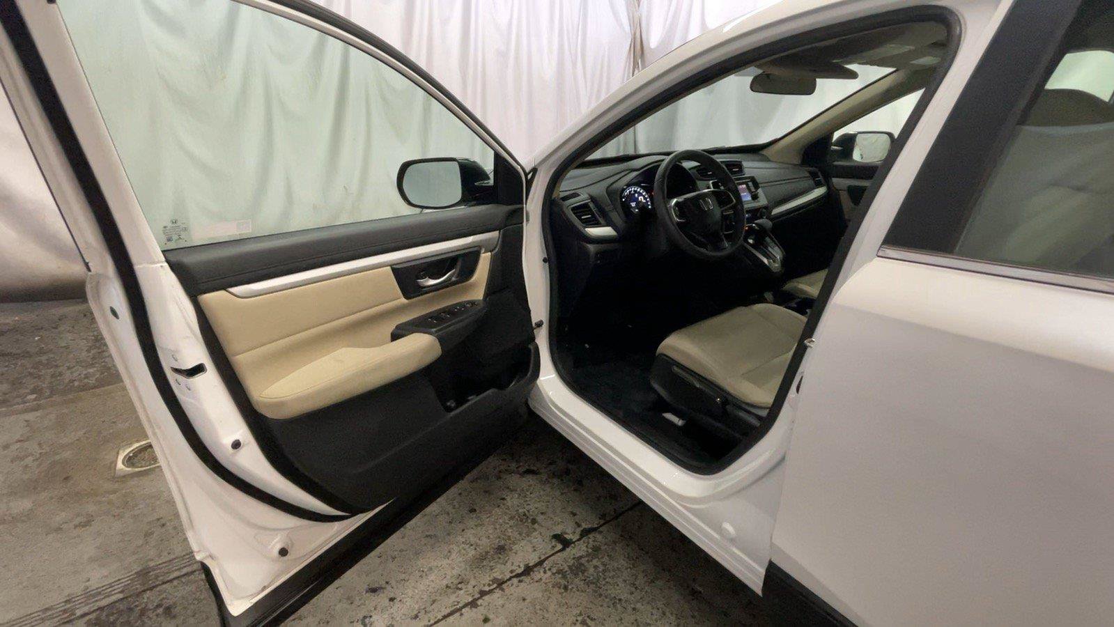 Used 2019 Honda CR-V LX image 26