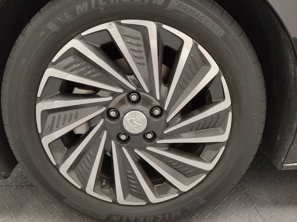 Used 2021 Hyundai Sonata Limited image 31
