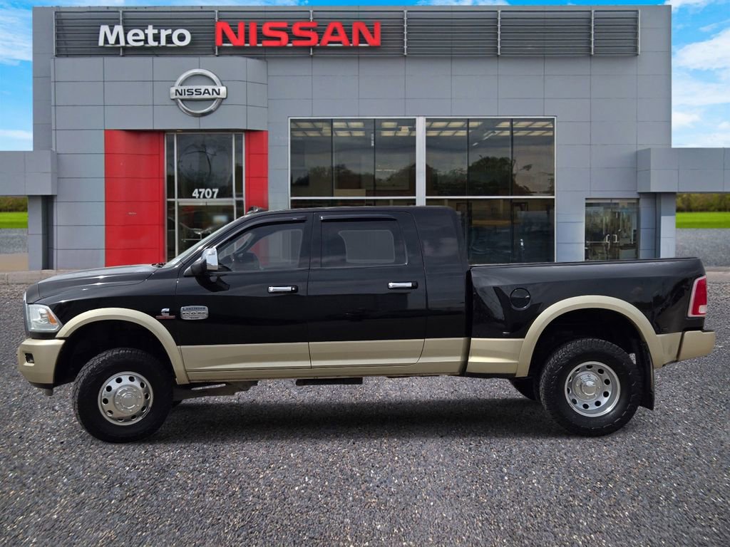 Used 2014 RAM 3500 Laramie Longhorn image 3