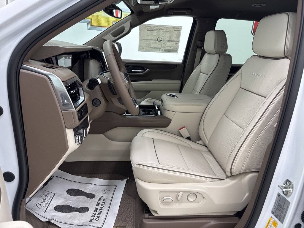 New 2026 GMC Yukon Denali image 23