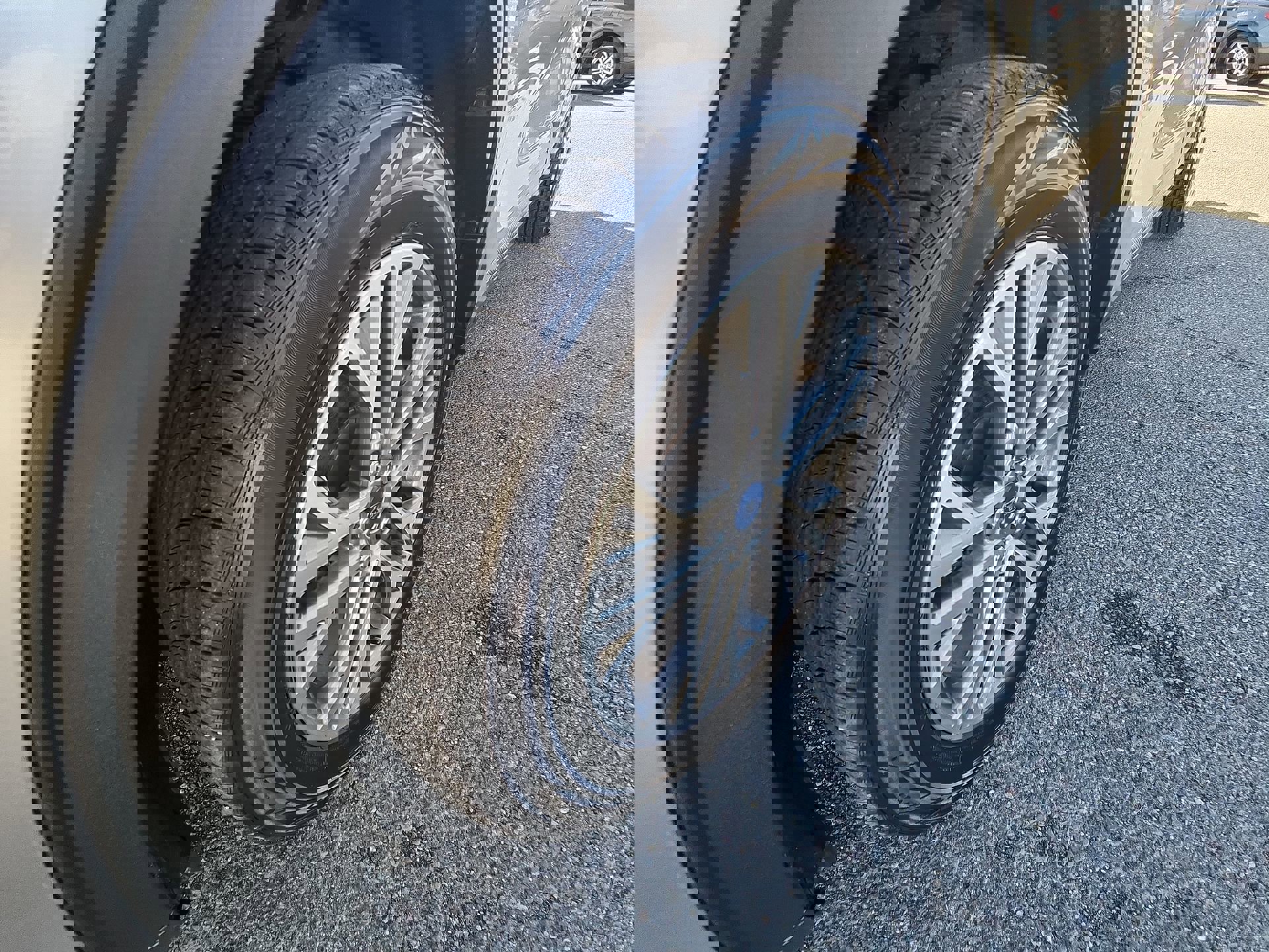 Used 2022 Ford Escape SEL image 18