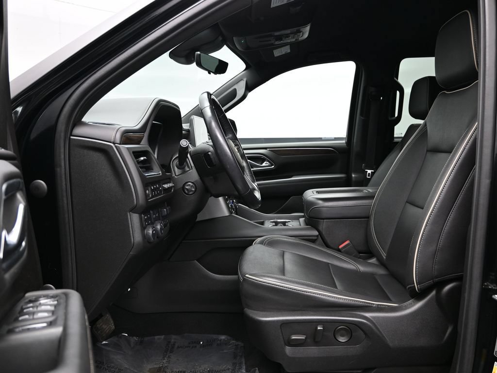 Used 2023 Chevrolet Tahoe Premier w/ Advanced Technology Package AWD/4WD image 25