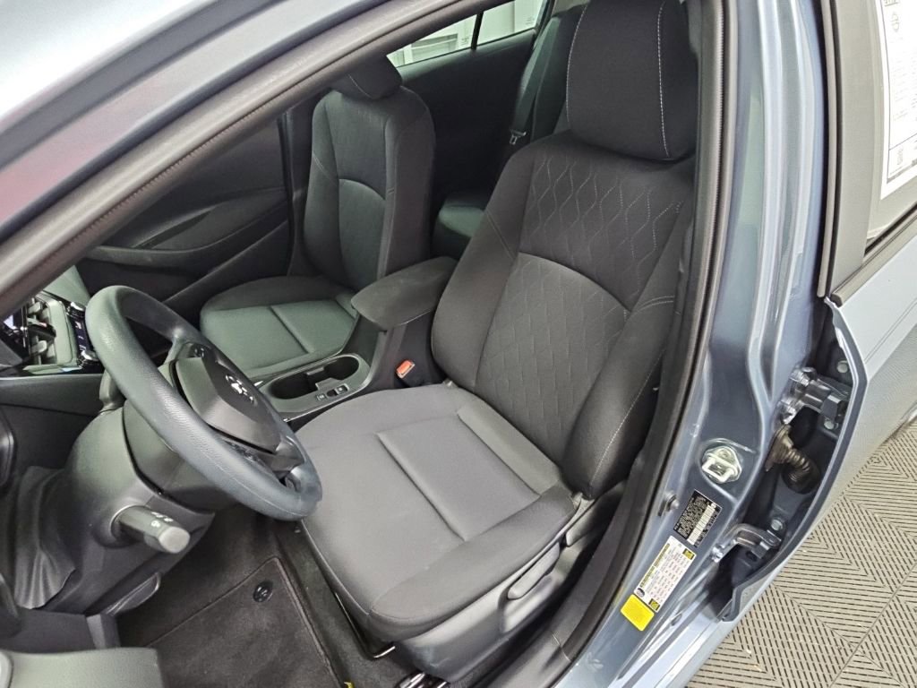 Used 2024 Toyota Corolla LE FWD image 17