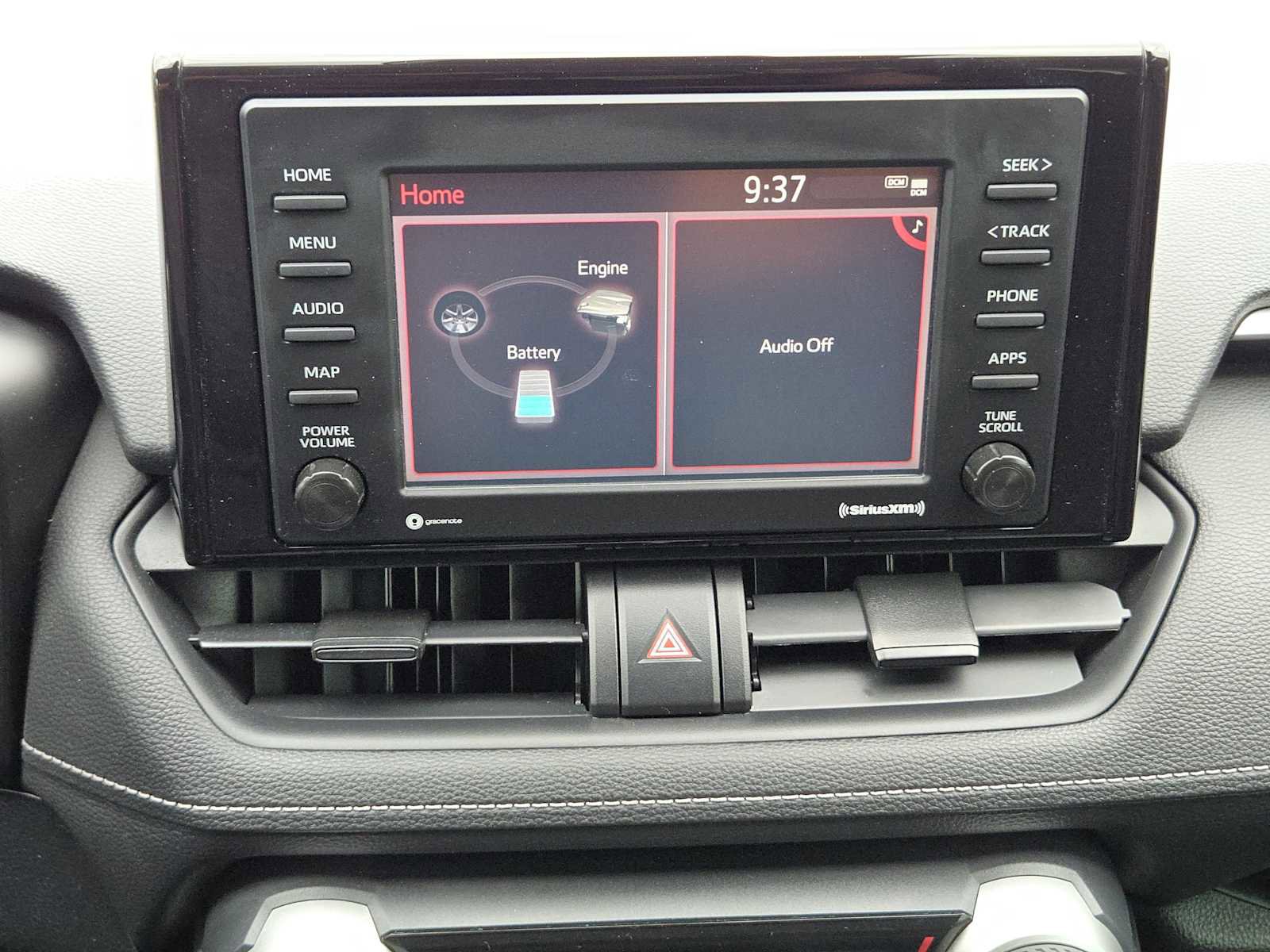 Used 2020 Toyota RAV4 LE image 18