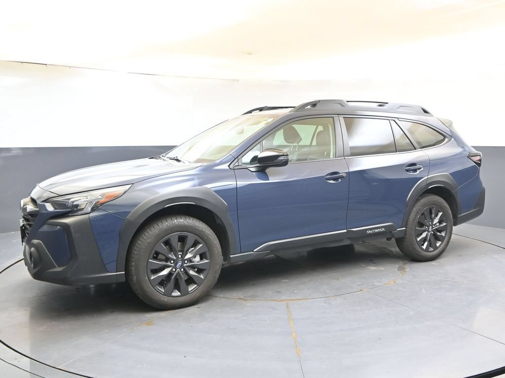 Certified 2025 Subaru Outback Onyx Edition AWD/4WD image 2