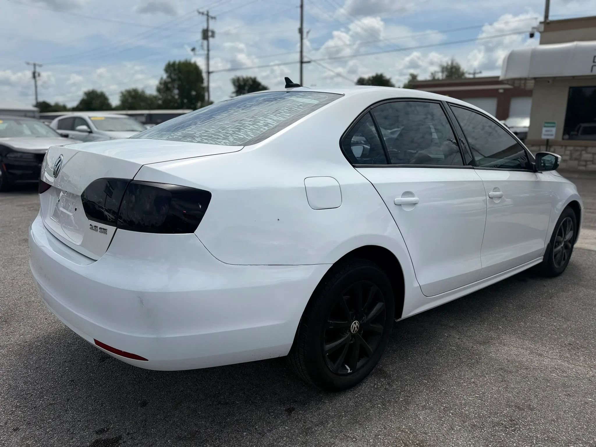 Used 2012 Volkswagen Jetta SE FWD image 4