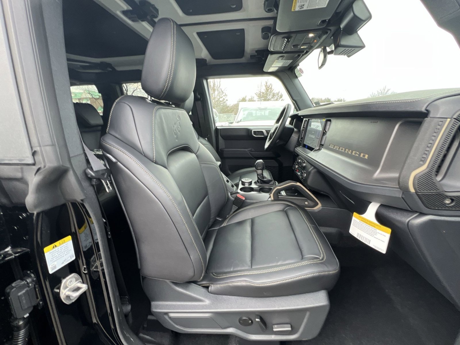 New 2025 Ford Bronco Badlands image 26