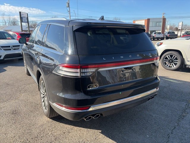 Used 2023 Lincoln Aviator Reserve w/ Equipment Group 201A image 4