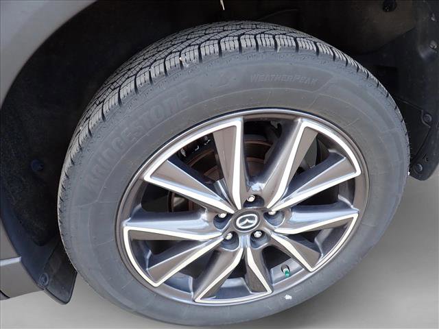 Used 2018 MAZDA CX-5 Touring w/ Preferred Equipment Package FWD image 6