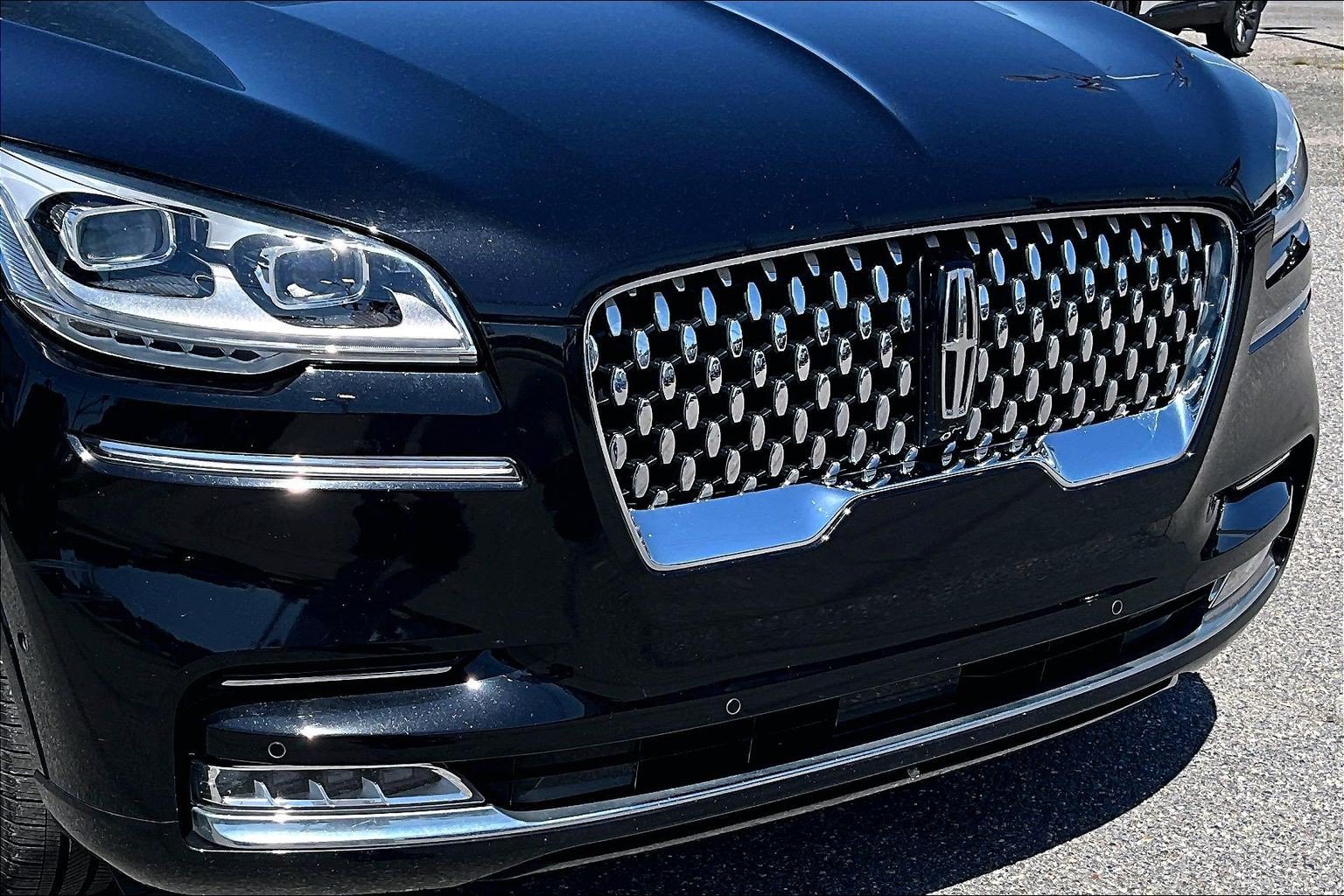 Used 2020 Lincoln Aviator Black Label w/ Dynamic Handling Package AWD/4WD image 28