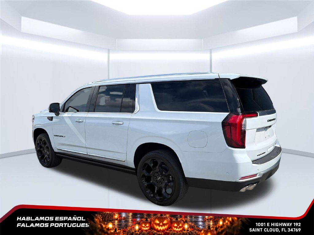New 2026 GMC Yukon XL Denali w/ Denali Reserve Package AWD/4WD image 3