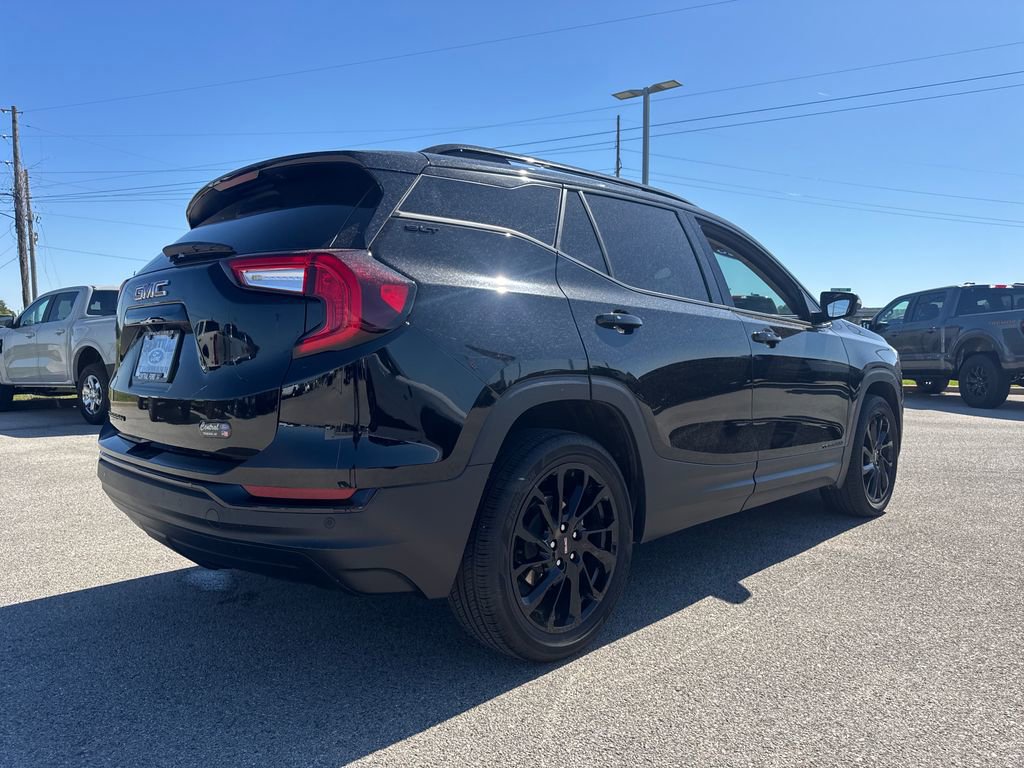 Used 2023 GMC Terrain SLT w/ Elevation Edition FWD image 6