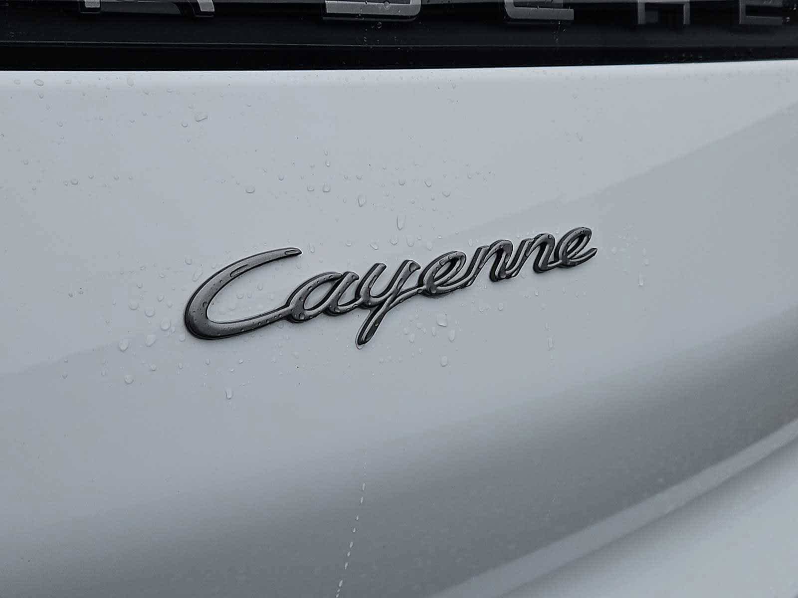Certified 2023 Porsche Cayenne Platinum Edition AWD/4WD image 5