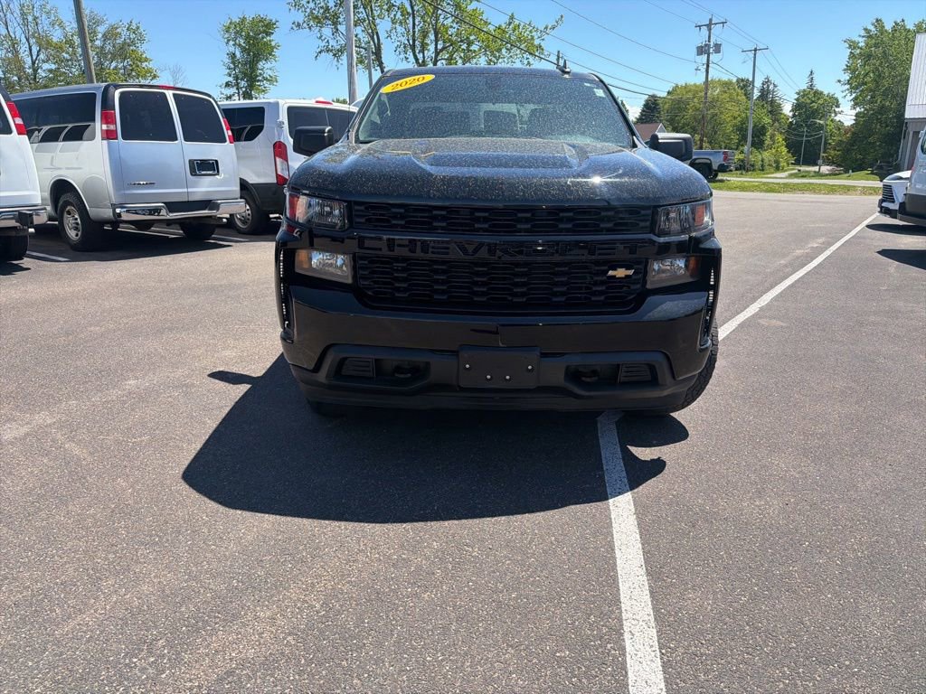 Used 2020 Chevrolet Silverado 1500 Custom w/ Custom Value Package AWD/4WD image 2