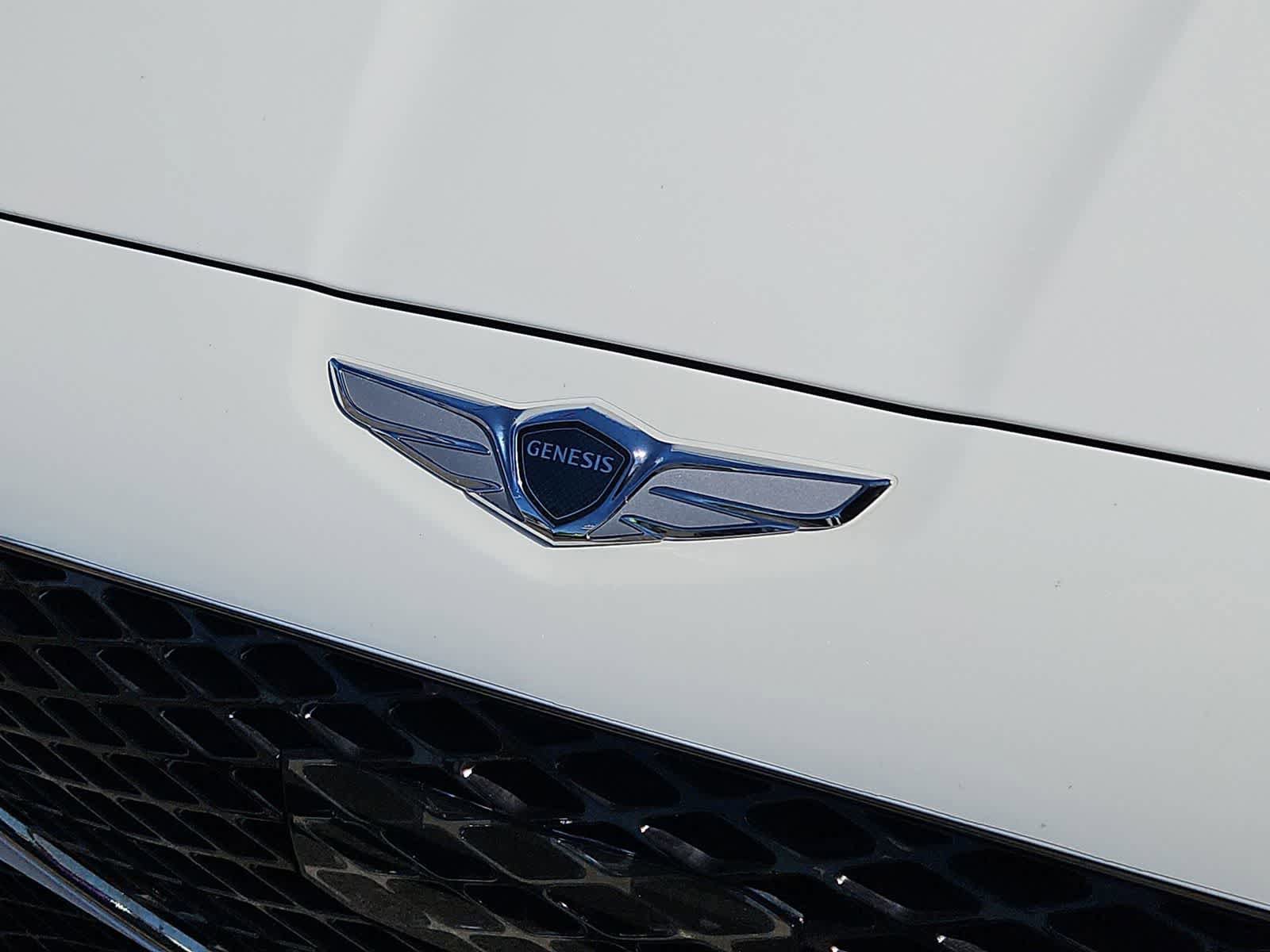 Used 2023 Genesis G70 2.0T w/ Sport Prestige Package AWD/4WD image 12