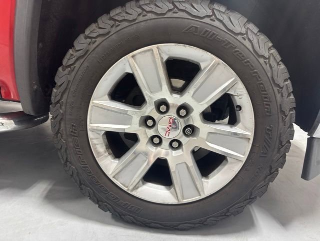 Used 2015 GMC Sierra 1500 SLE w/ SLE Value Package AWD/4WD image 4