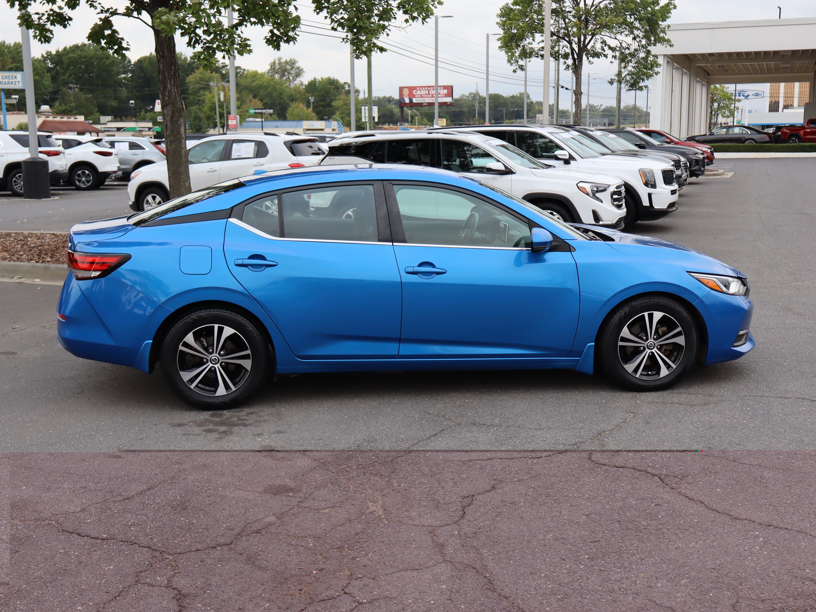 Used 2020 Nissan Sentra SV FWD image 11