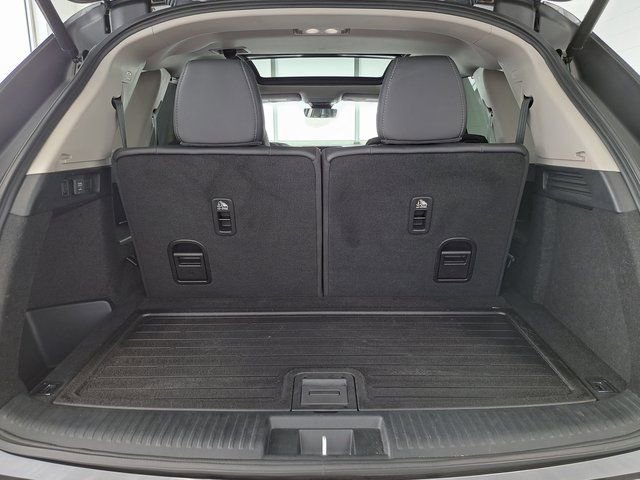 Used 2024 Acura MDX SH-AWD w/ Technology Package image 31