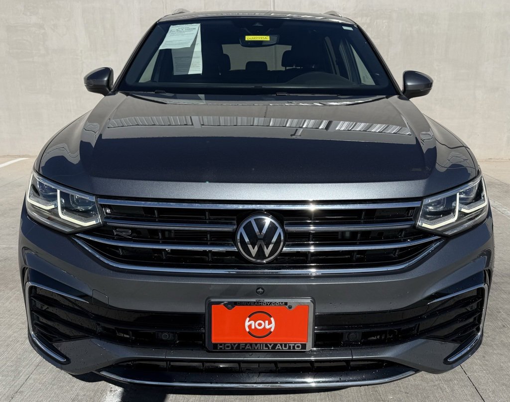 Used 2022 Volkswagen Tiguan SEL R-Line image 2
