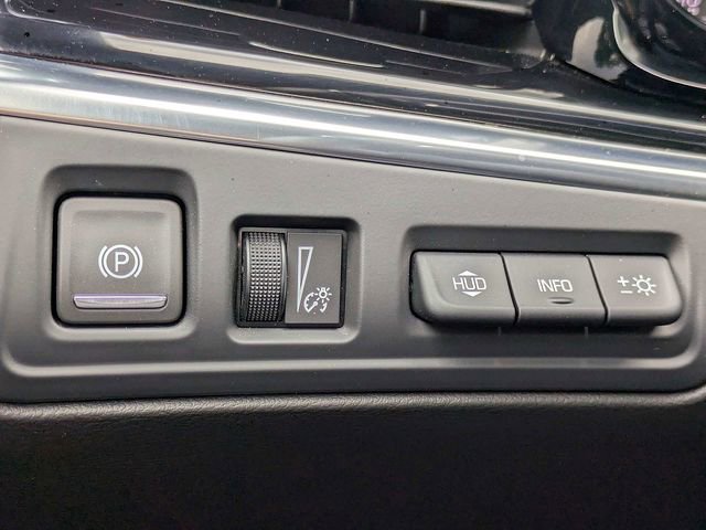 Certified 2025 Cadillac XT6 Premium Luxury w/ Platinum Package image 27