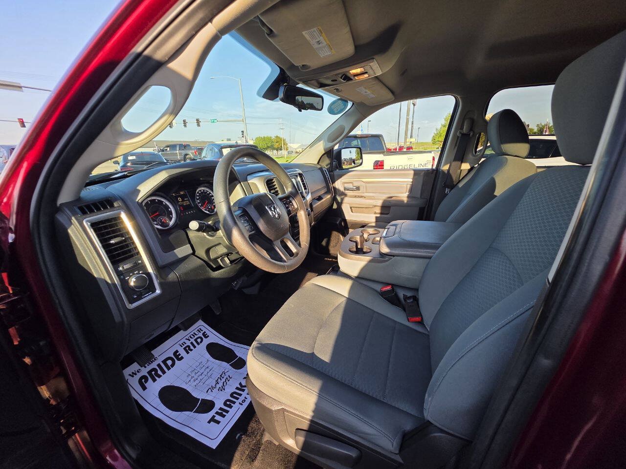 Used 2018 RAM 1500 Classic SLT AWD/4WD image 12