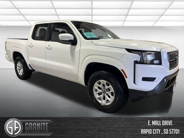 Used 2024 Nissan Frontier SV image 7
