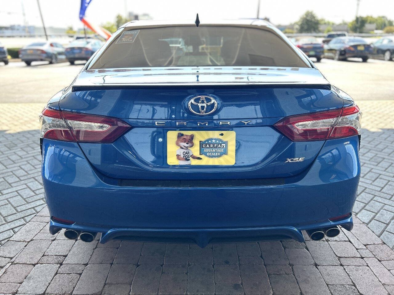 Used 2019 Toyota Camry XSE w/ Navigation Package FWD image 15