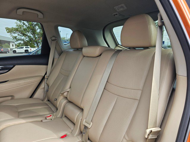 Used 2019 Nissan Rogue SL AWD/4WD image 22