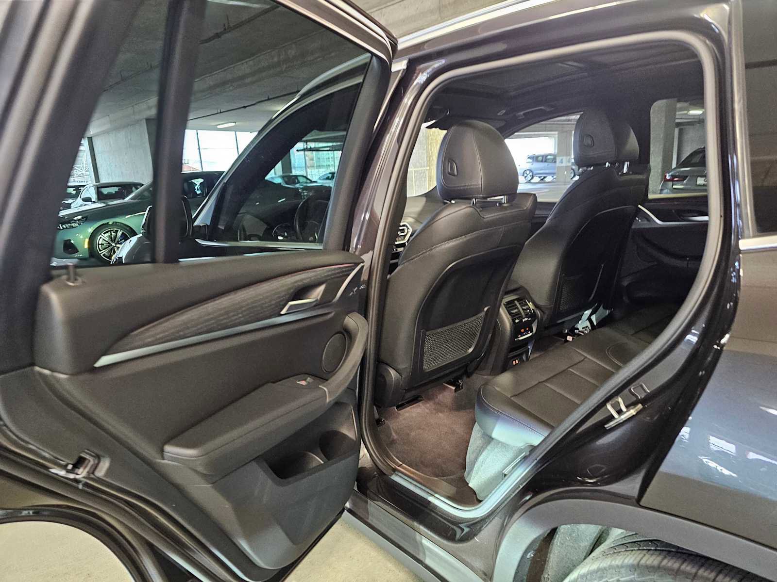 Used 2023 BMW X3 xDrive30i w/ Premium Package w/ZPA image 35