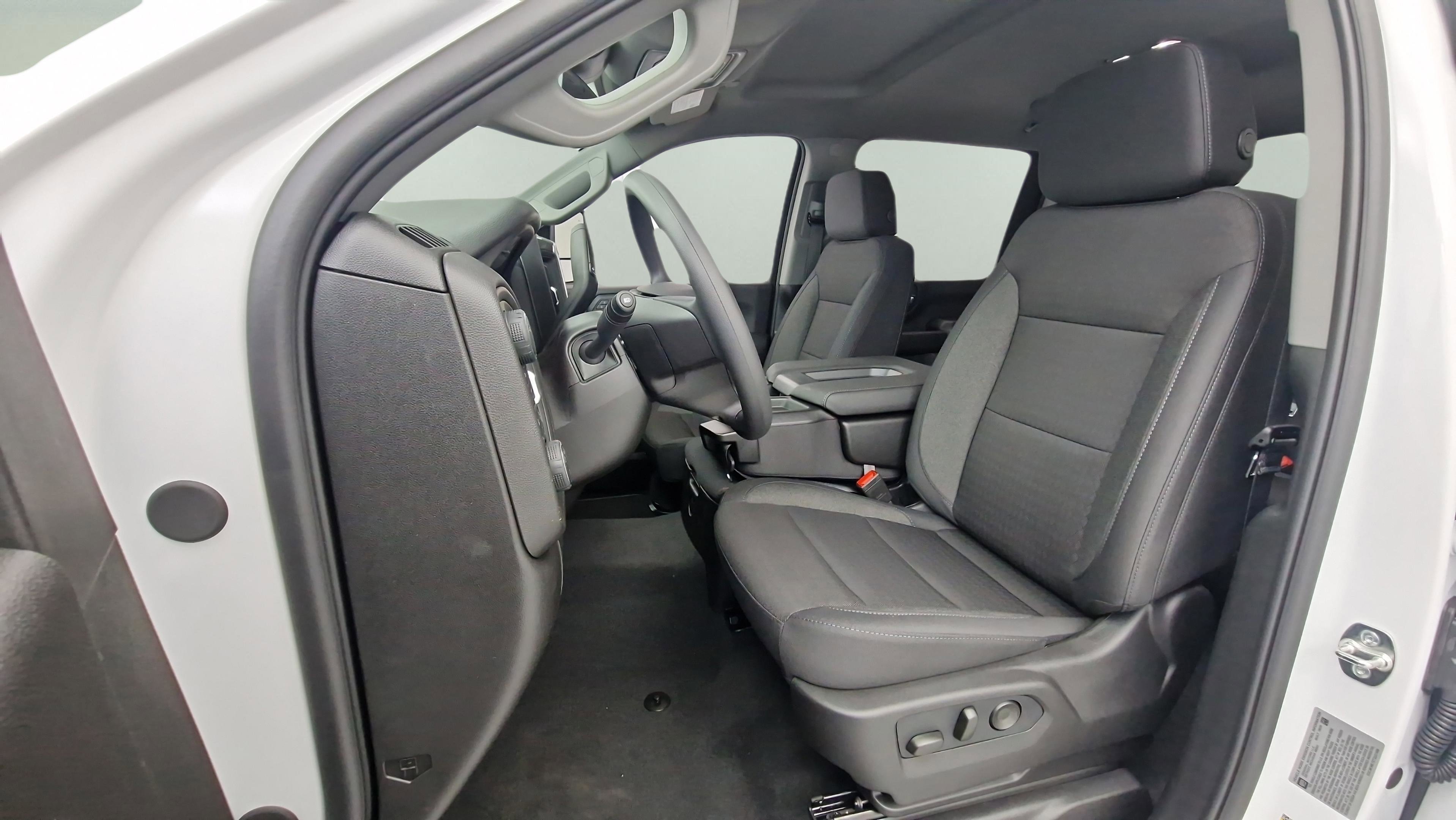 New 2026 Chevrolet Silverado 2500 Custom w/ Custom Value Package image 15