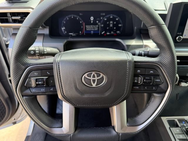 Used 2025 Toyota Tacoma TRD Off-Road AWD/4WD image 13