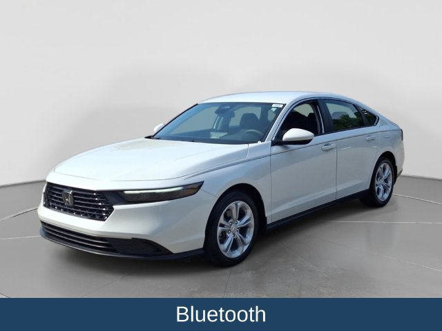 Used 2025 Honda Accord LX image 4