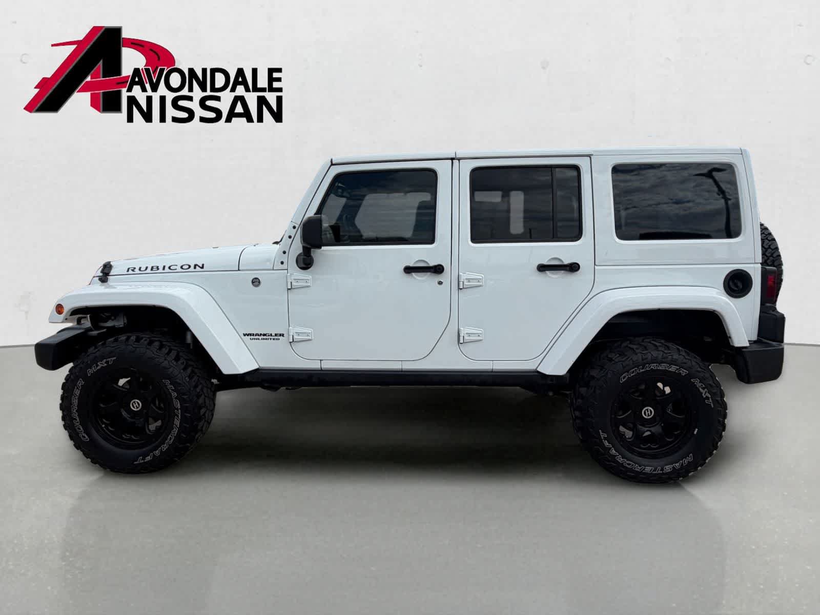 Used 2017 Jeep Wrangler Unlimited Rubicon w/ Connectivity Group AWD/4WD image 3