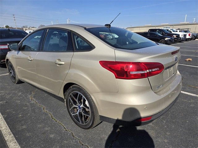 Used 2017 Ford Focus SEL image 5