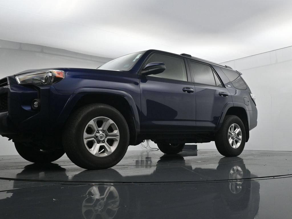Used 2024 Toyota 4Runner SR5 AWD/4WD image 20