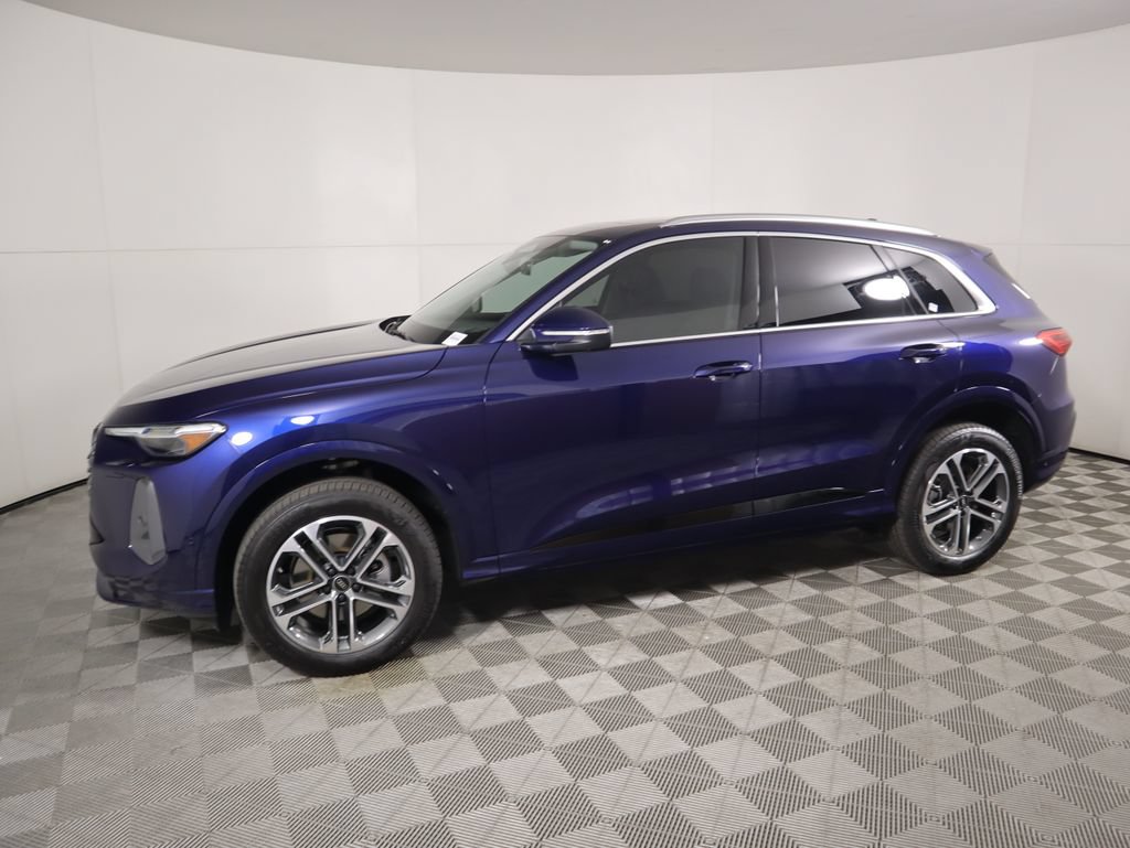 Used 2025 Audi Q5 Premium w/ Premium Plus AWD/4WD image 8