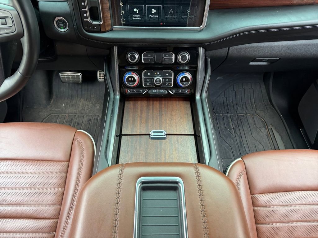 Used 2024 GMC Yukon XL Denali Ultimate image 15