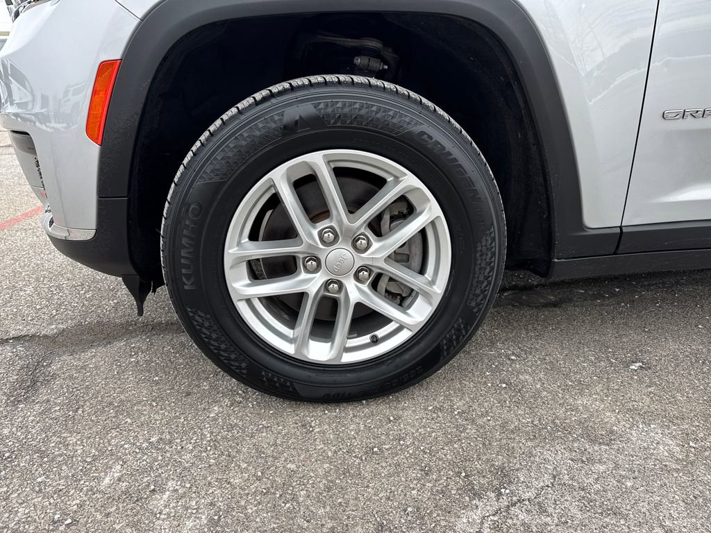 Certified 2021 Jeep Grand Cherokee L Laredo w/ Luxury Tech Group I image 39