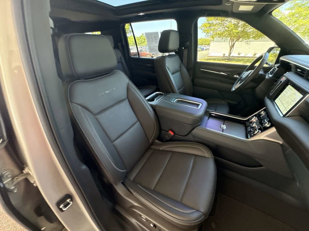 Certified 2024 GMC Yukon XL Denali w/ Max Trailering Package AWD/4WD image 29