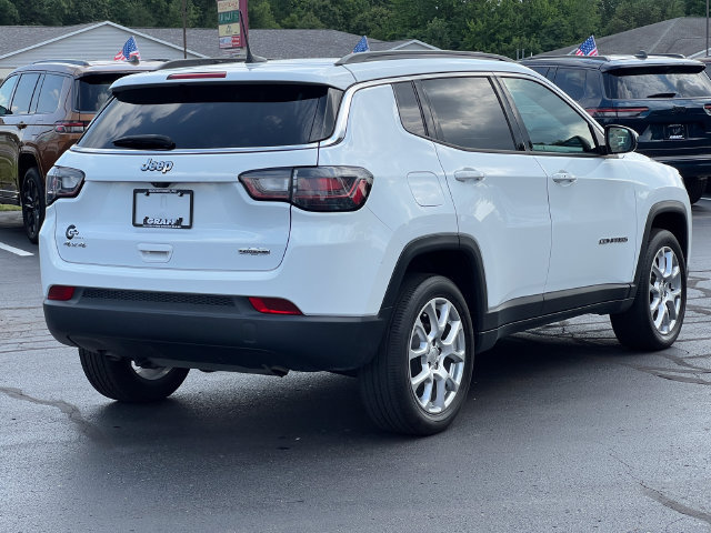 Used 2023 Jeep Compass Latitude w/ Sun and Sound Group AWD/4WD image 46