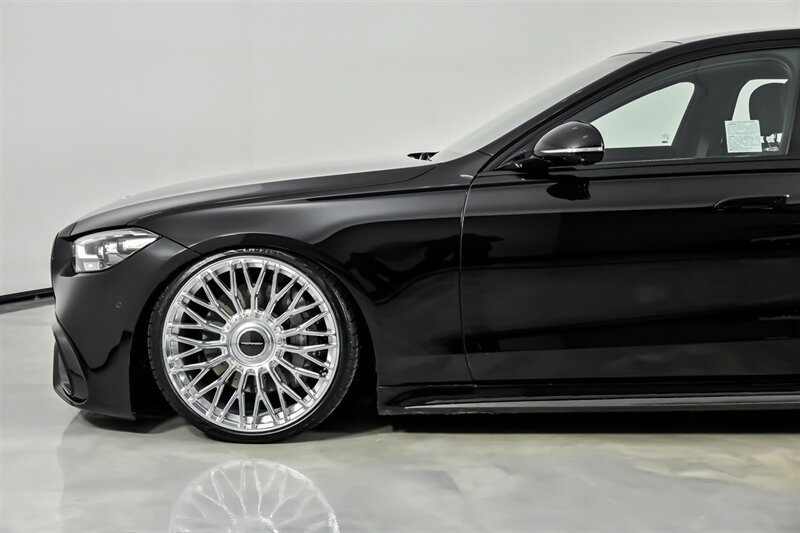 Used 2025 Mercedes-Benz S 580 4MATIC Sedan image 7