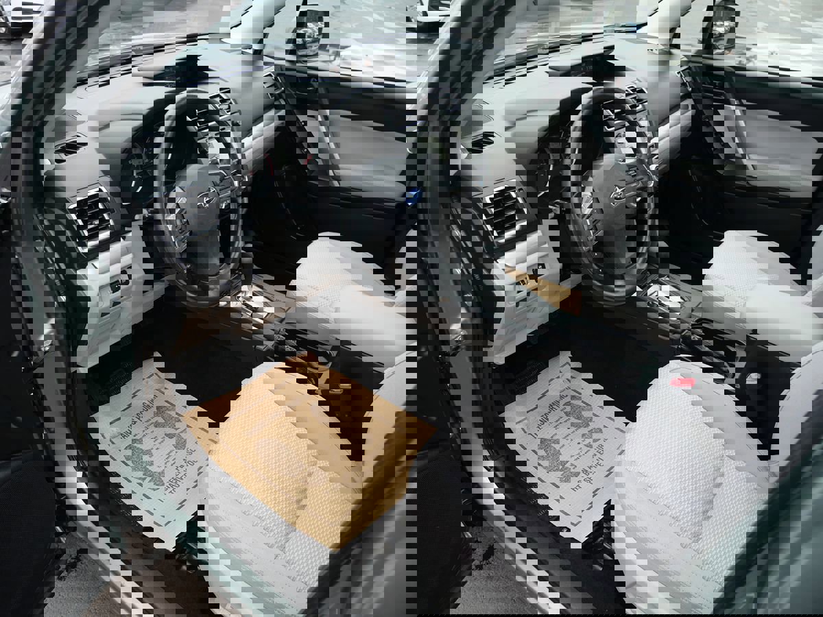 Used 2016 Subaru Forester 2.5i Premium w/ All-Weather Package image 9