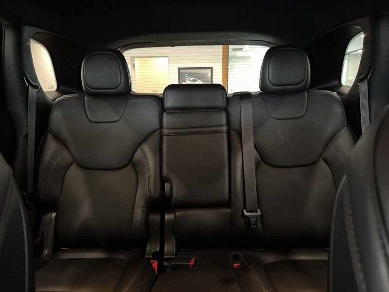 Used 2019 Jeep Cherokee High Altitude image 11