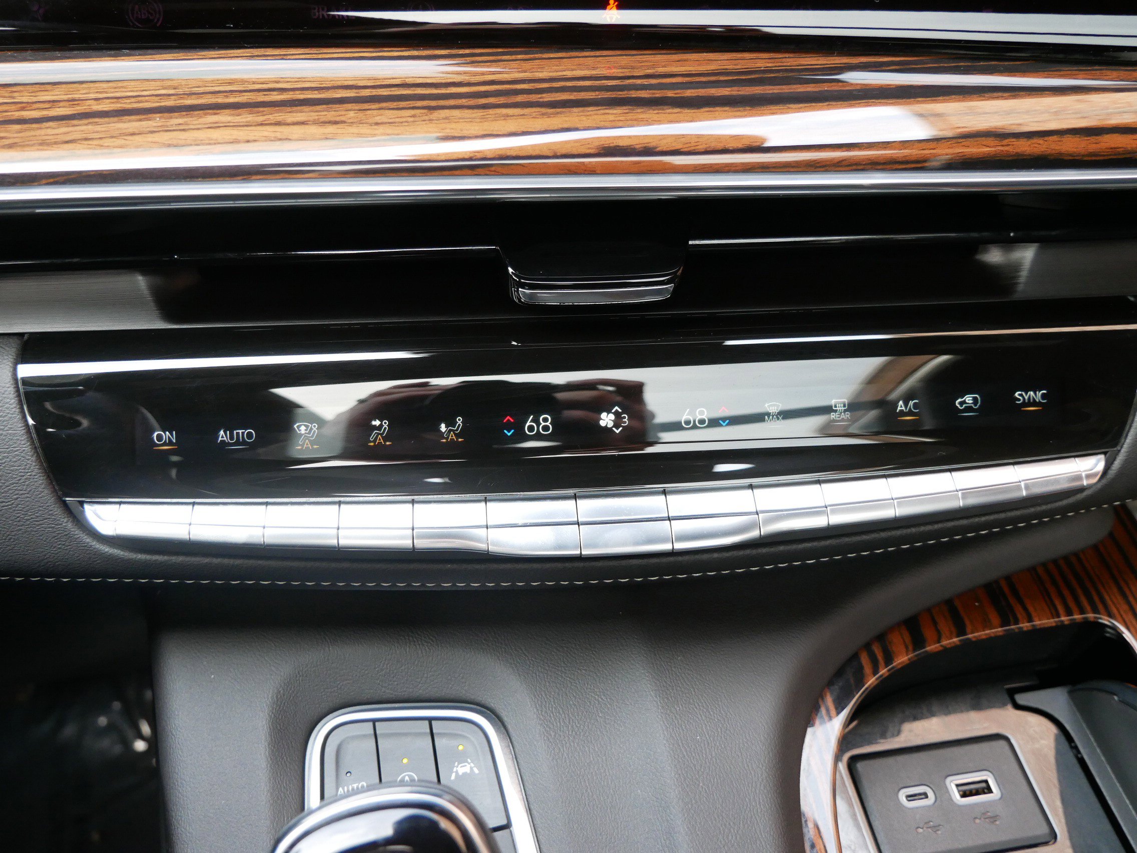 Certified 2023 Cadillac Escalade ESV Premium Luxury w/ LPO, Floor Liner Package image 19