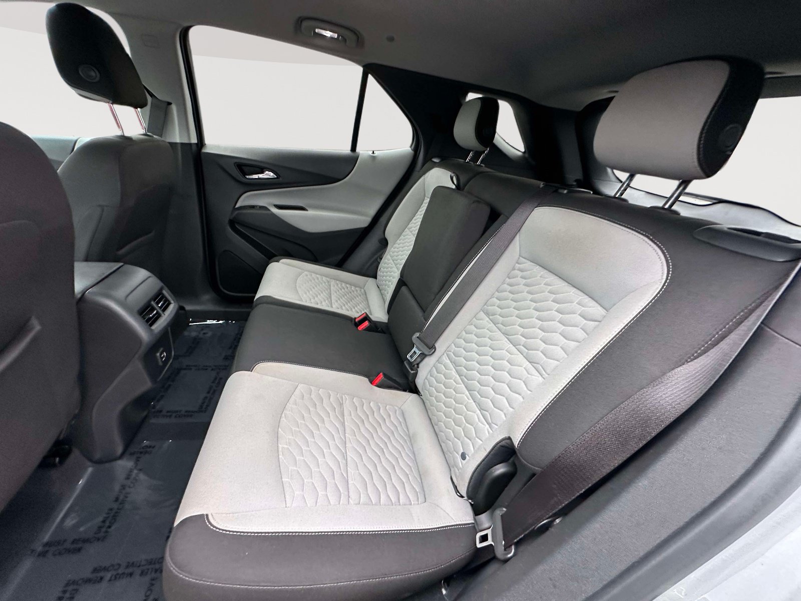Used 2020 Chevrolet Equinox LS w/ LS Convenience Package AWD/4WD image 31
