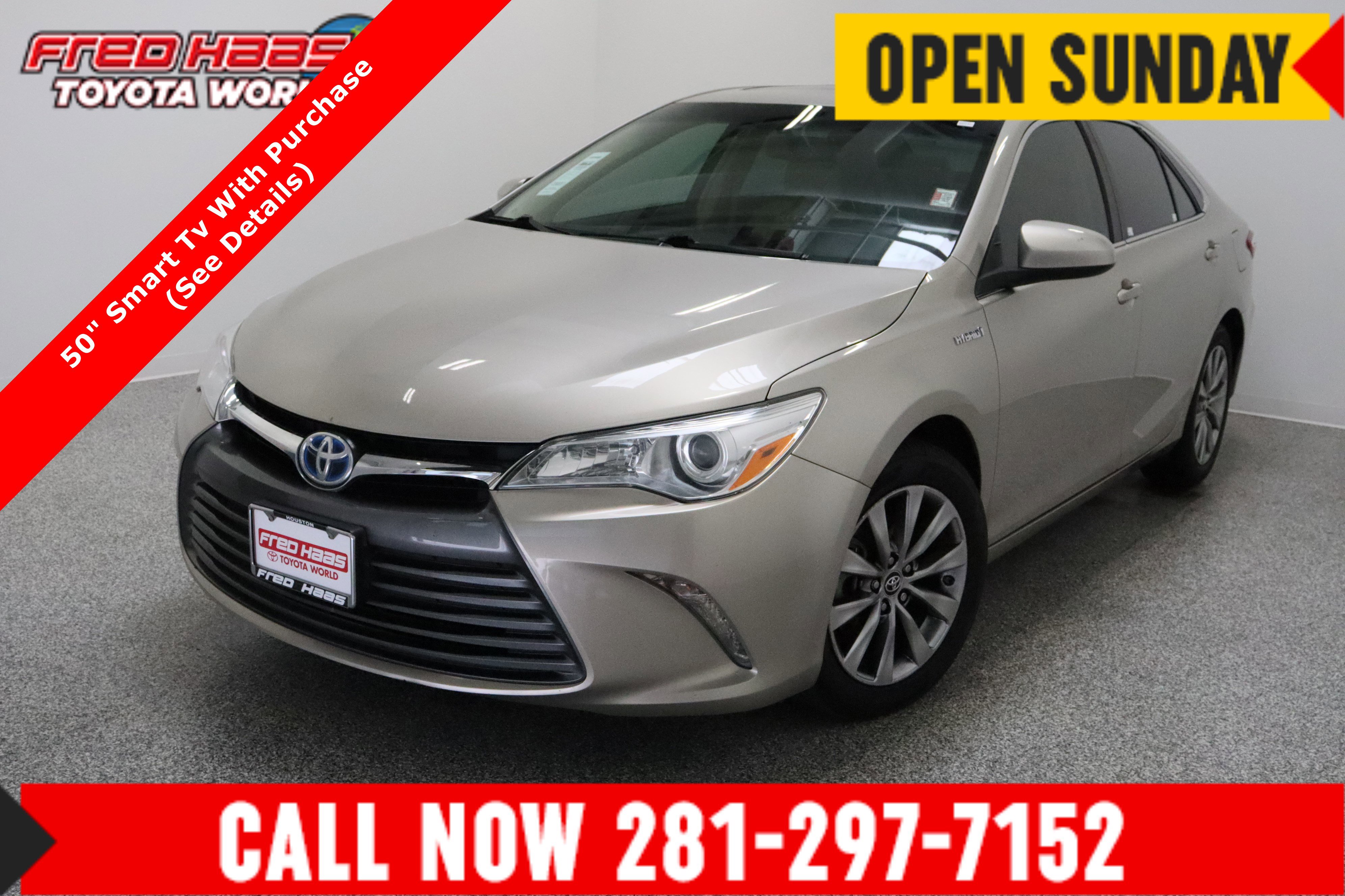 Used 2017 Toyota Camry XLE w/ Moonroof Package FWD image 1