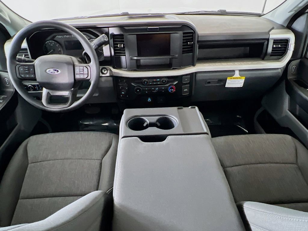 New 2026 Ford F250 XL w/ XL Chrome Package image 7