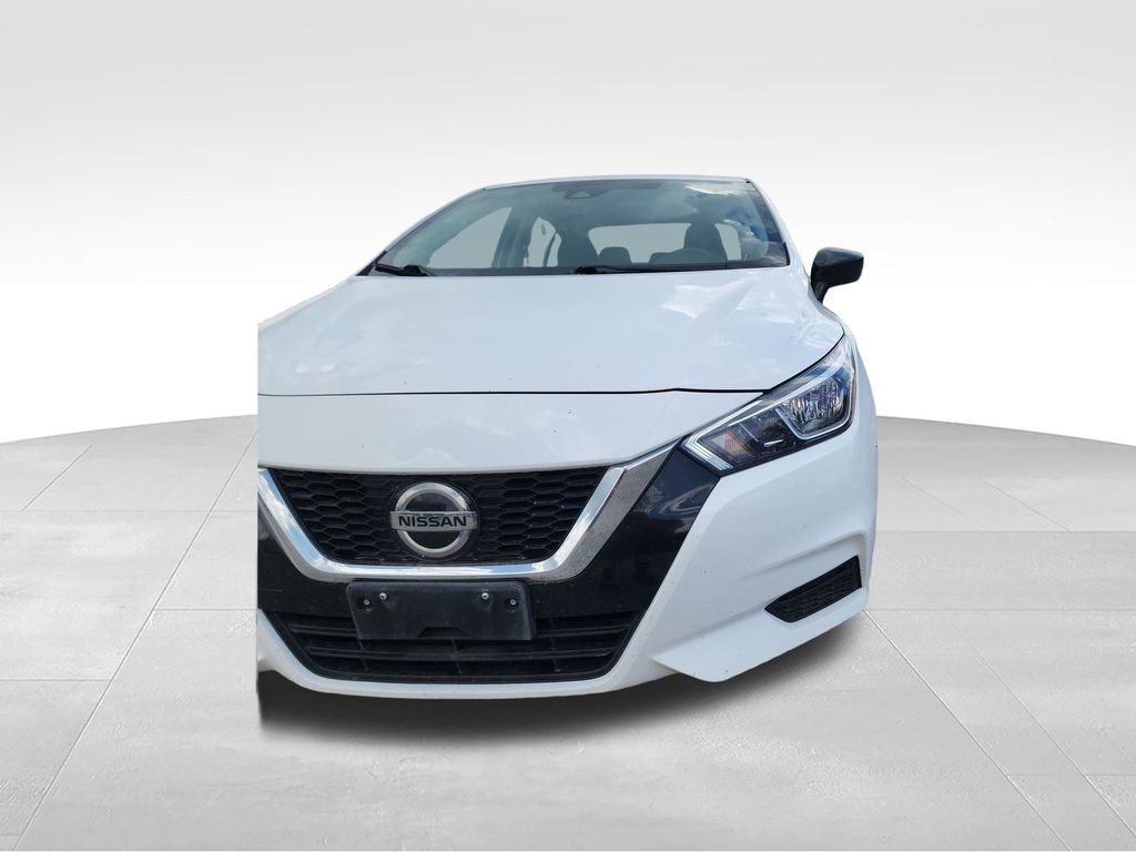 Used 2022 Nissan Versa S FWD image 11