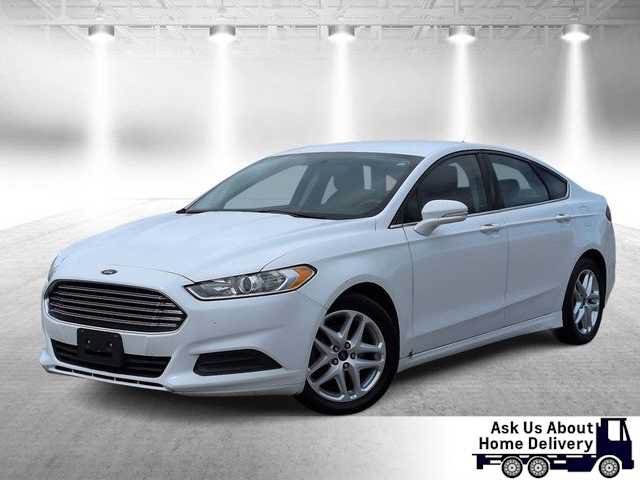 Used 2015 Ford Fusion SE FWD image 1